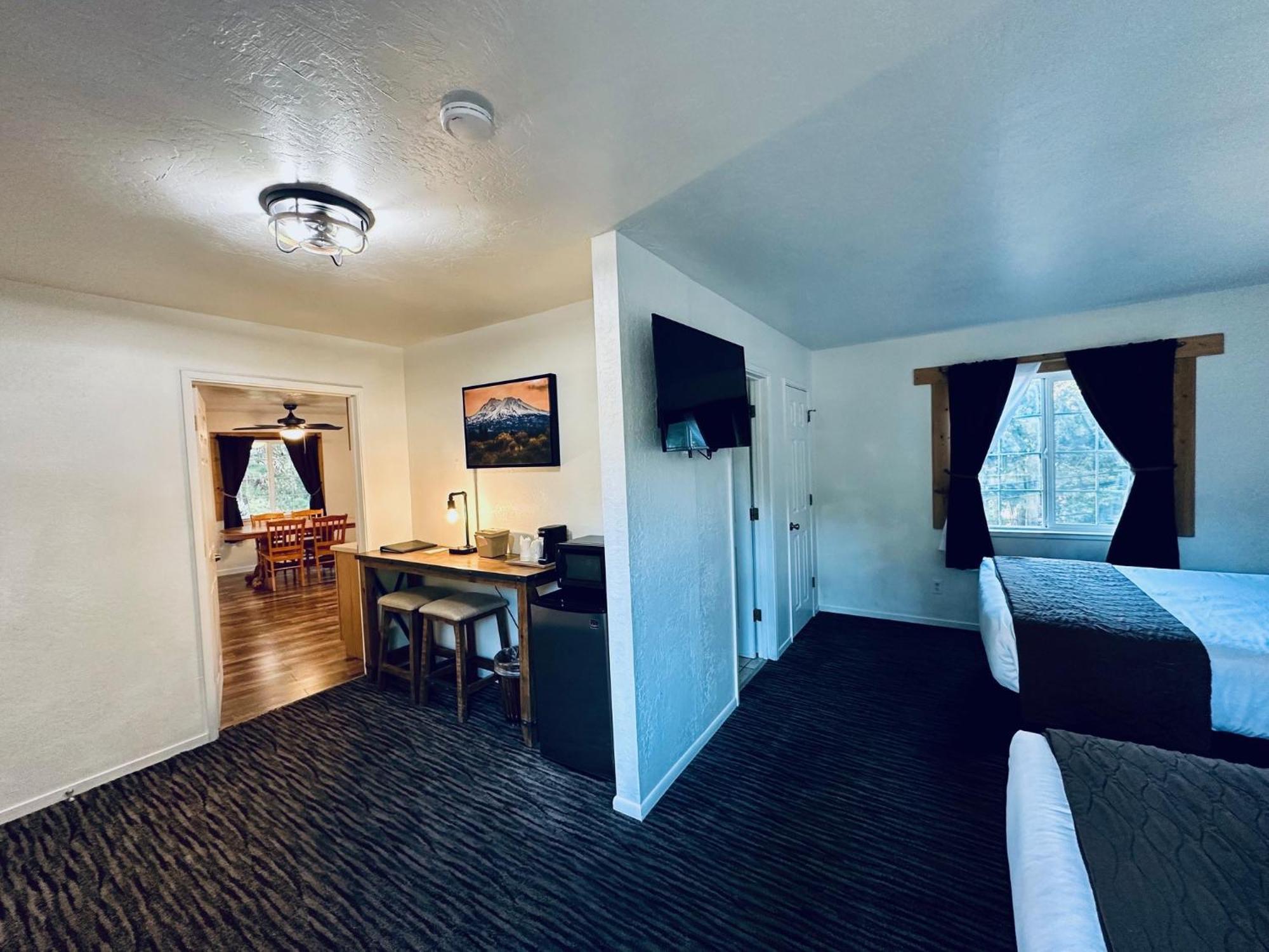Shasta Inn موونت شاستا المظهر الخارجي الصورة